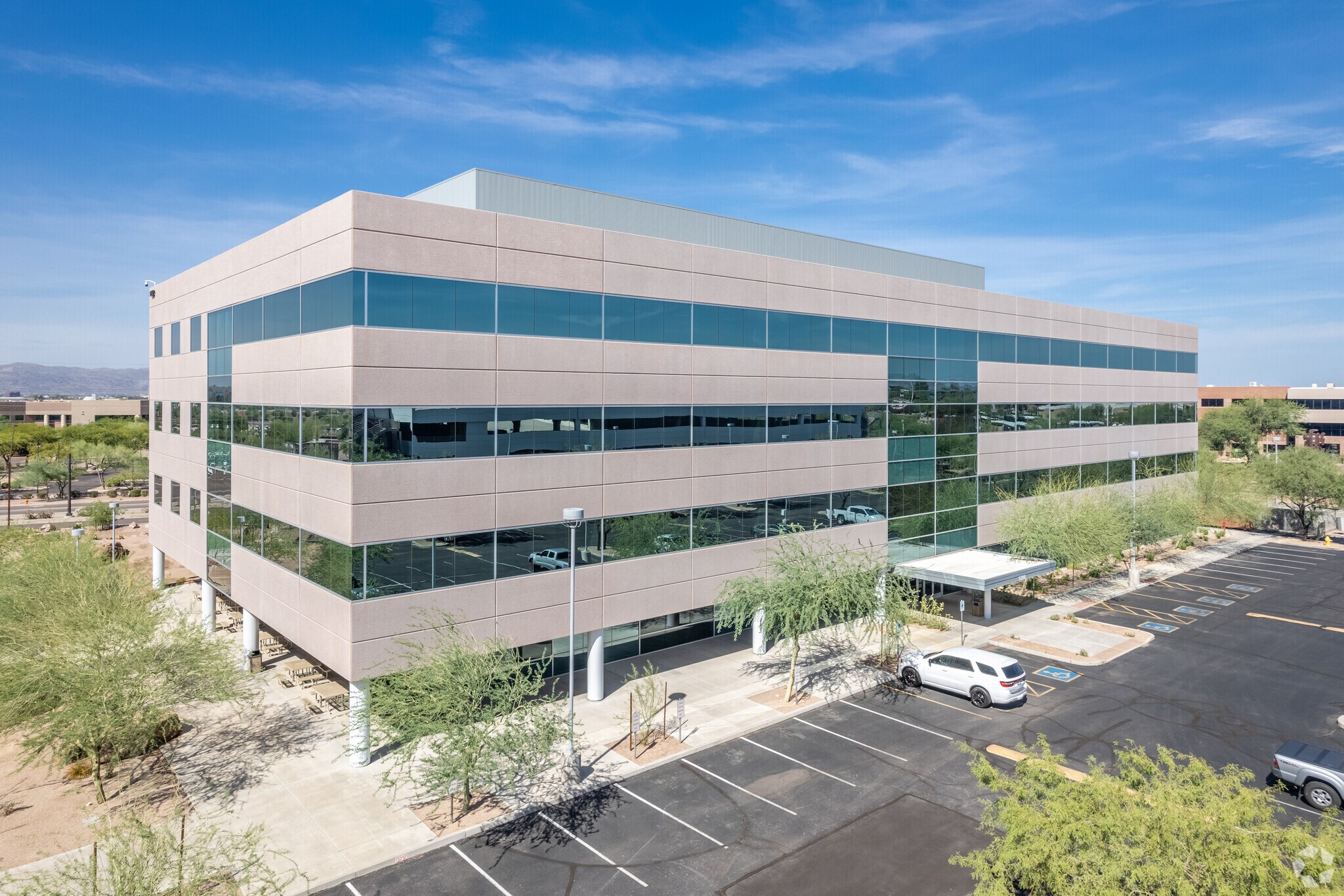 1250 W Washington St, Tempe, AZ à louer Photo du bâtiment- Image 1 de 9