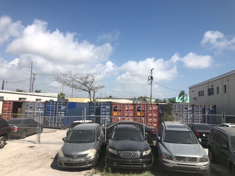 2035 Thomas St, Hollywood, FL à vendre - Photo principale - Image 1 de 14