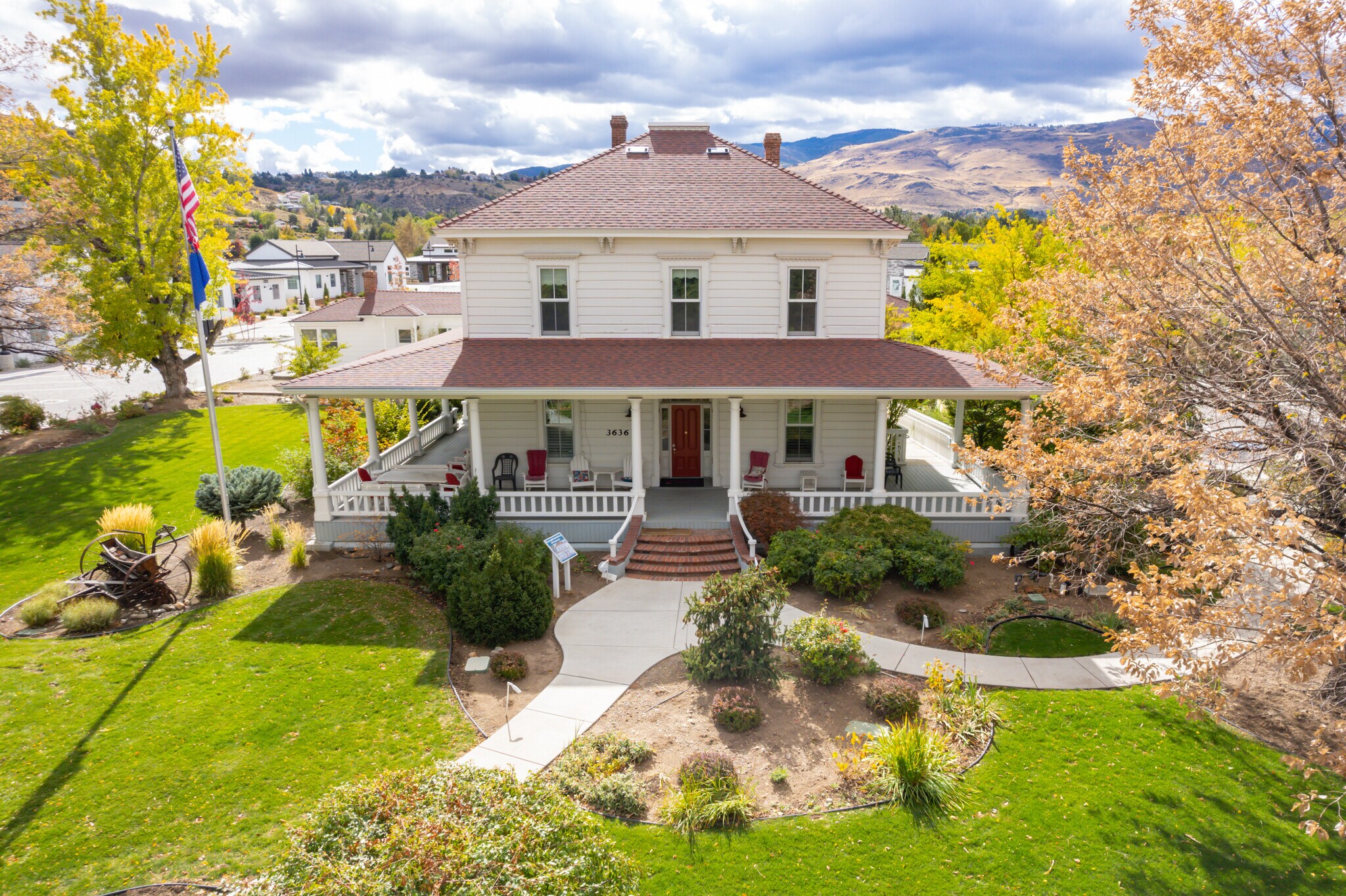 3636 Mayberry Dr, Reno, NV à louer Photo du bâtiment- Image 1 de 8