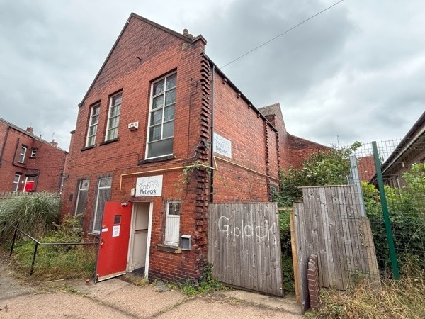 Dewsbury Rd, Leeds for sale - Building Photo - Image 2 of 8