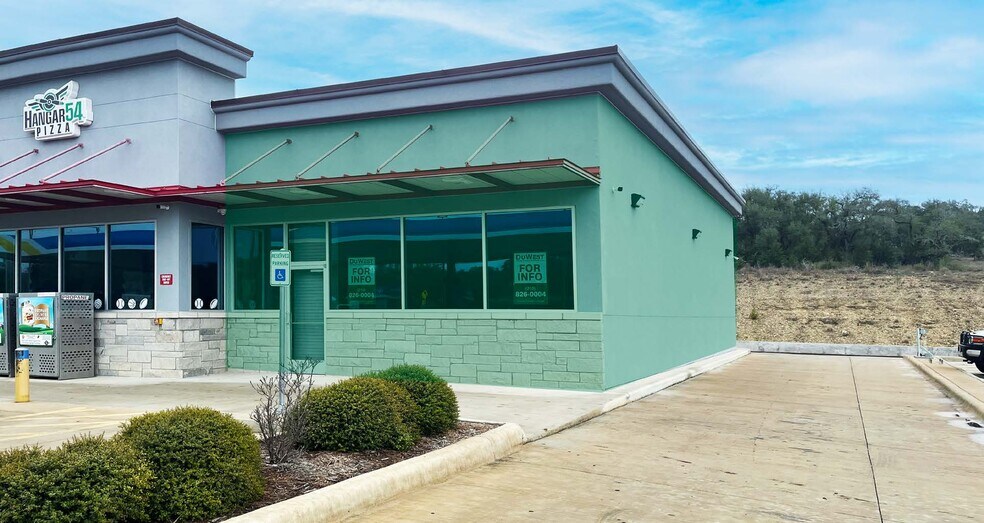 35982 FM 3159, New Braunfels, TX à louer - Photo du bâtiment - Image 3 de 4