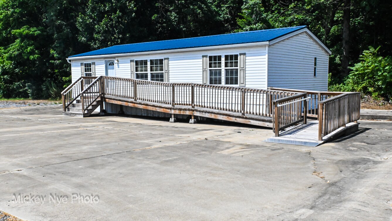 31 Walnut Bottom Rd, Shippensburg, PA à louer Photo du bâtiment- Image 1 de 18