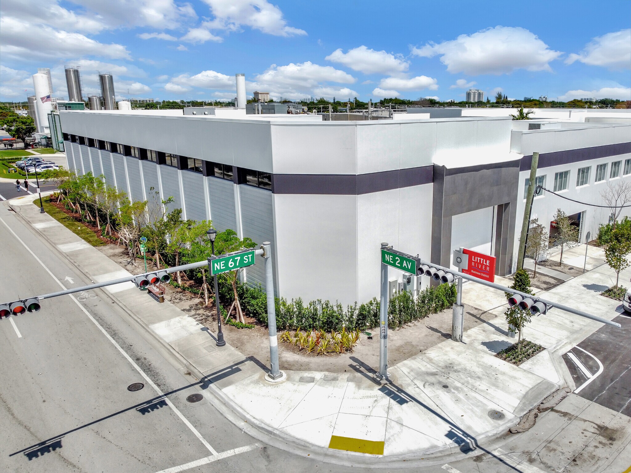 210 NE 68th St, Miami, FL à vendre Photo du bâtiment- Image 1 de 58