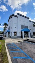 5900 NW 97th Ave, Doral, FL à louer Photo intérieure- Image 2 de 3