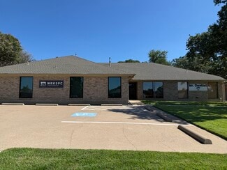 More details for 615 W Harwood Rd, Hurst, TX - Office for Sale