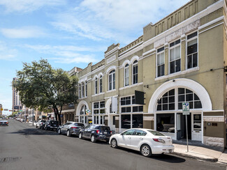 Plus de détails pour 103-105 E 5th St, Austin, TX - Bureau/Commerce de détail à louer