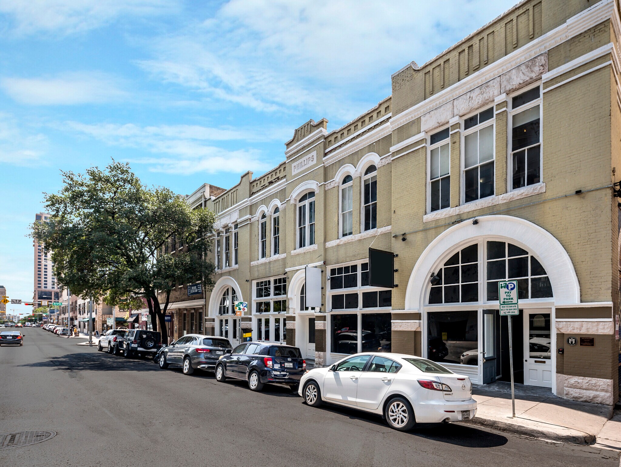 103-105 E 5th St, Austin, TX à louer Photo du bâtiment- Image 1 de 8