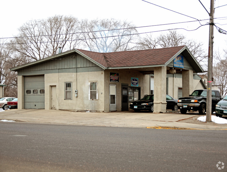 13 2nd Ave NW, Saint Joseph, MN for sale - Primary Photo - Image 1 of 1