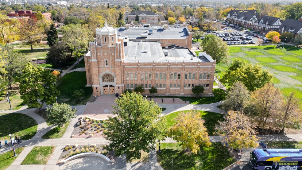 1825 7th Ave, Greeley, CO à vendre - Photo du bâtiment - Image 3 de 39