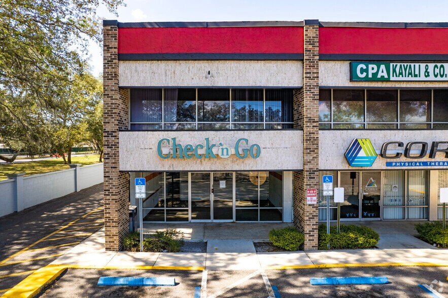 10630-10760 N 56th St, Tampa, FL à louer - Photo du bâtiment - Image 3 de 24