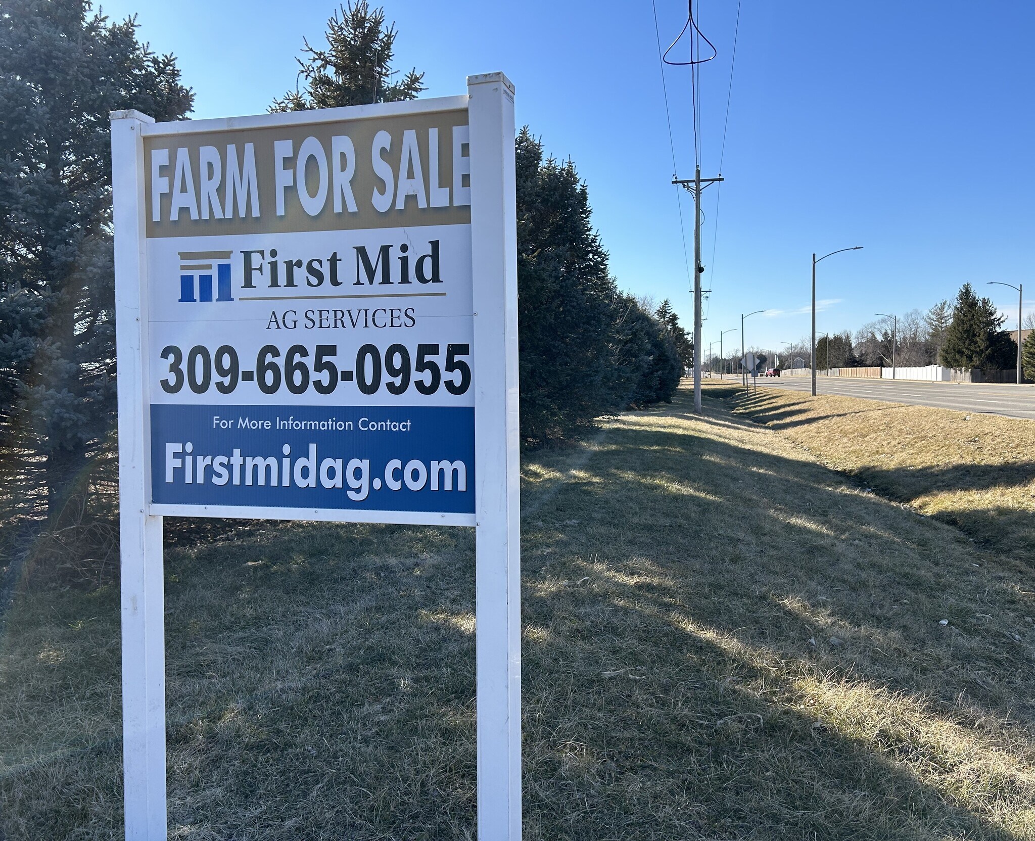 3311 Ireland Grove rd, Bloomington, IL for sale Primary Photo- Image 1 of 11