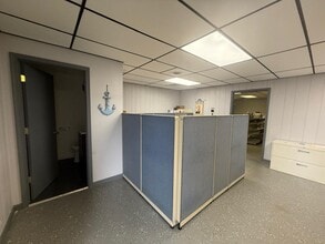 450 S Fellowship Rd, Maple Shade Township, NJ for lease Building Photo- Image 2 of 4