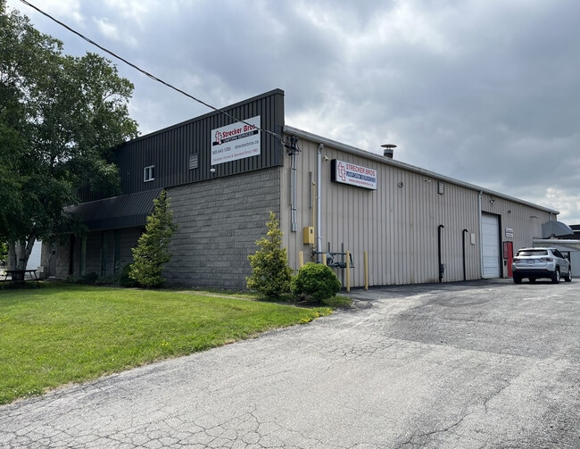 More details for 540 Arvin Av, Stoney Creek, ON - Industrial for Sale