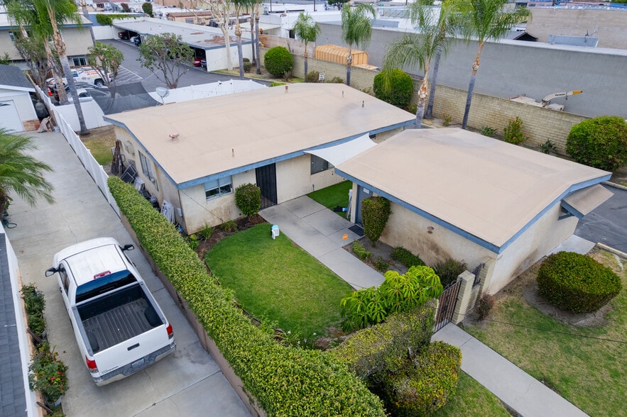 9339-9341 Ramona St, Bellflower, CA for sale - Building Photo - Image 3 of 16