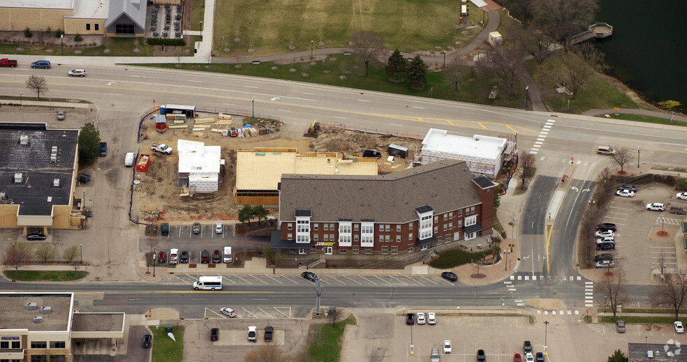 722 N Chestnut St, Chaska, MN for lease - Aerial - Image 2 of 22