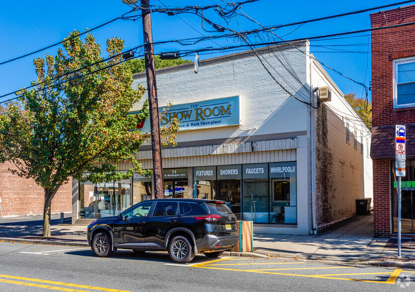 71 N Washington Ave, Bergenfield, NJ for sale - Primary Photo - Image 1 of 1