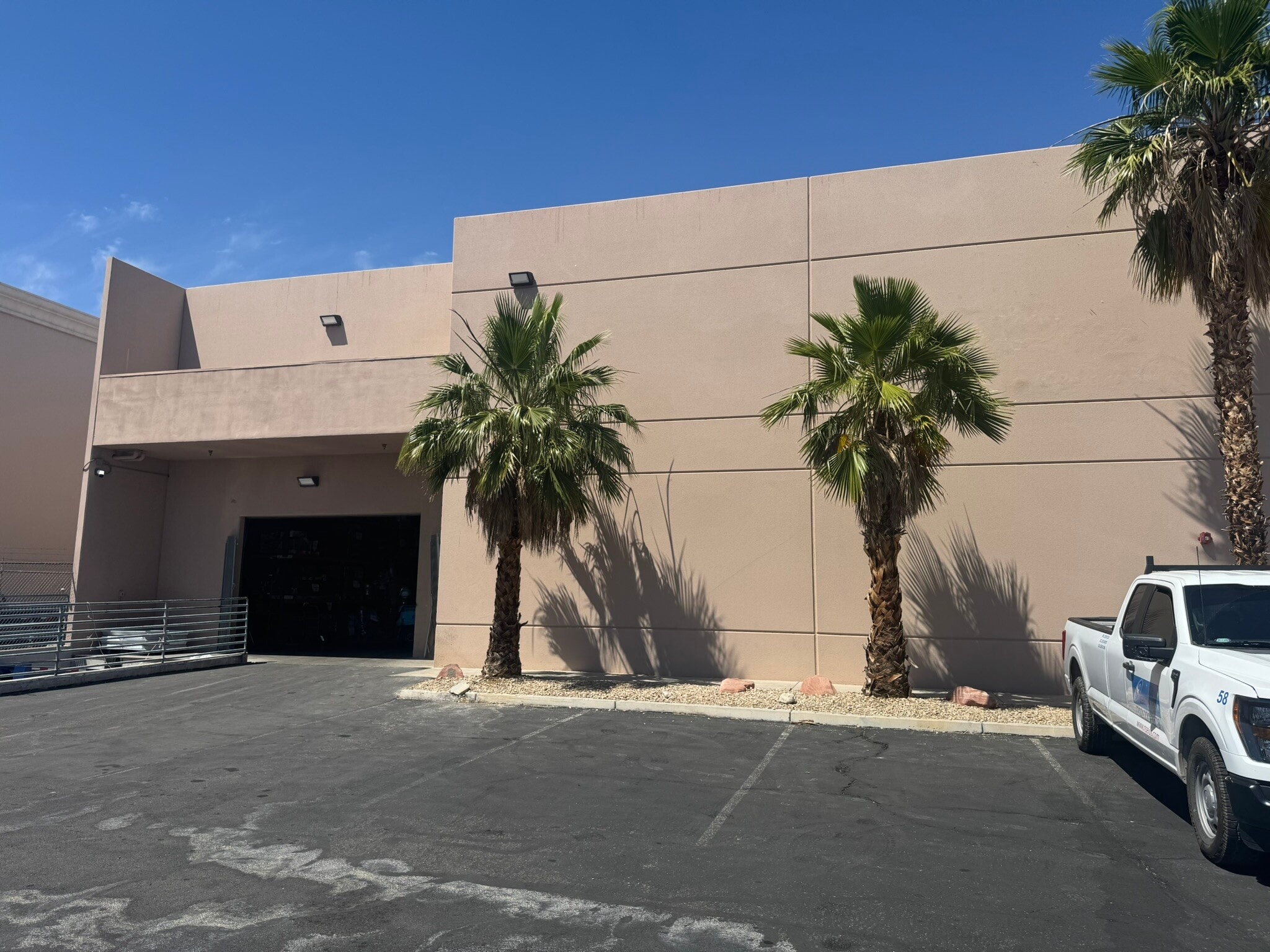 3910 Graphic Center Dr, Las Vegas, NV for lease Building Photo- Image 1 of 13