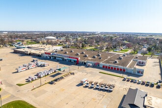 1700 S Center St, Marshalltown, IA - Aerial  map view - Image1