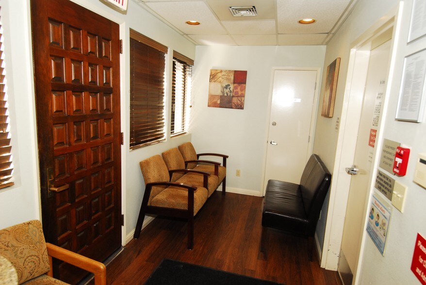 1105 Las Tablas Rd, Templeton, CA à louer - Photo intérieure - Image 3 de 30