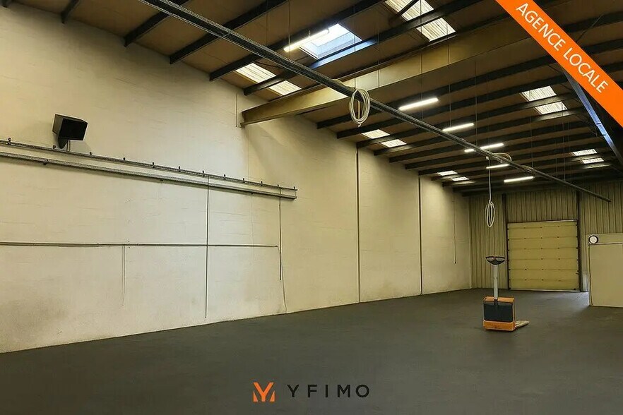 Flex in Les Mureaux for sale - Interior Photo - Image 1 of 6