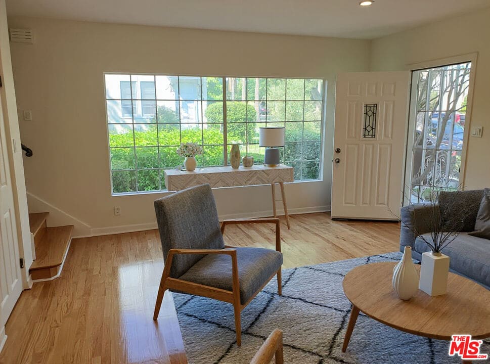 1037 S Longwood Ave, Los Angeles, CA for sale Primary Photo- Image 1 of 13