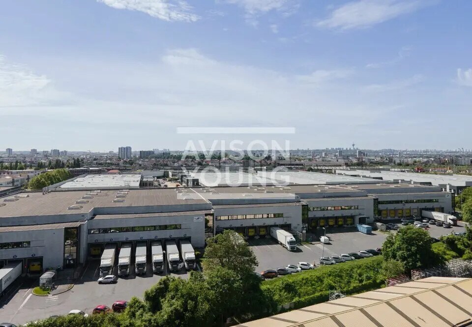 Flex in Le Bourget for lease Building Photo- Image 1 of 3