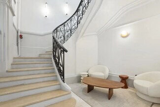 More details for 33 Rue De Châteaudun, Paris - Coworking for Lease