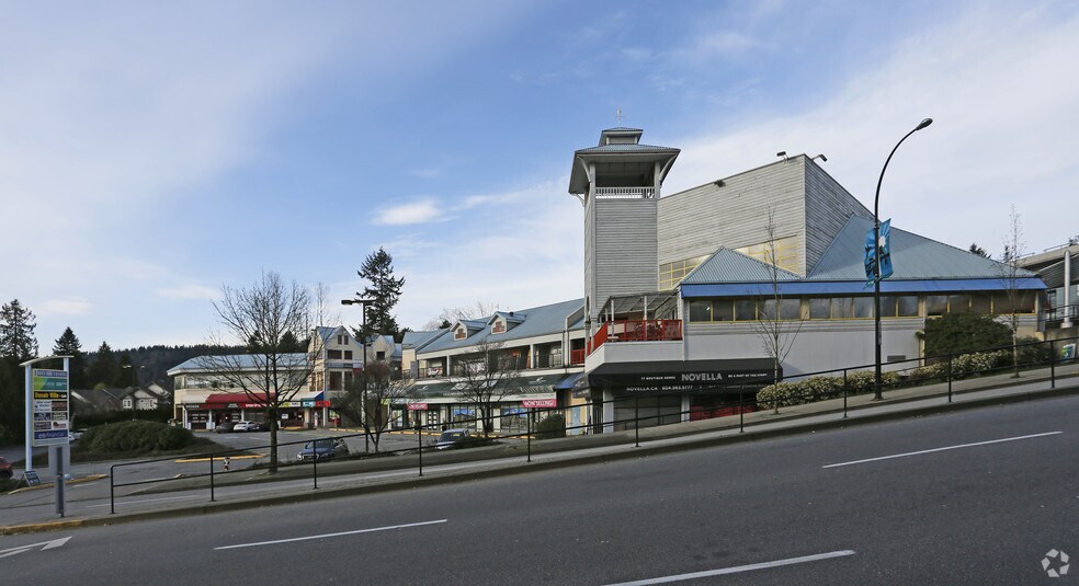 3355 North Rd, Burnaby, BC à louer - Photo du bâtiment - Image 2 de 11