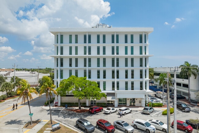 Plus de détails pour 2601 E Oakland Park Blvd, Fort Lauderdale, FL - Bureau, Bureau/Médical à louer