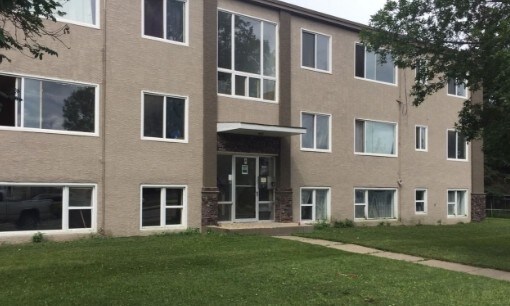 12936-12940 118 Ave NW, Edmonton, AB à vendre Photo du bâtiment- Image 1 de 1