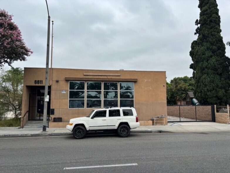 6611 Eastern Ave, Bell Gardens, CA à vendre - Photo du bâtiment - Image 2 de 4