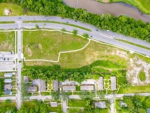 3000 E 49th St, Kansas City, MO - AERIAL  map view - Image1