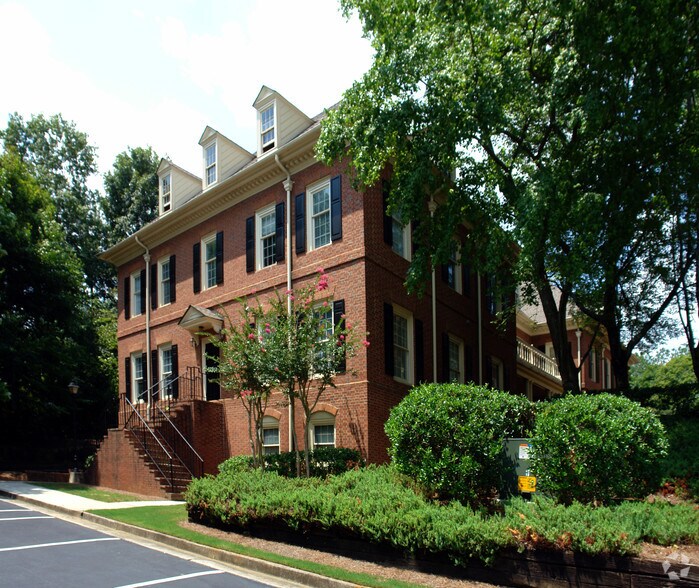 3521-3525 Habersham At Northlake, Tucker, GA à louer - Photo du bâtiment - Image 3 de 3