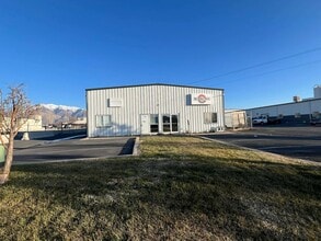 2888 Commerce Way, Ogden, UT à louer Photo intérieure- Image 1 de 24