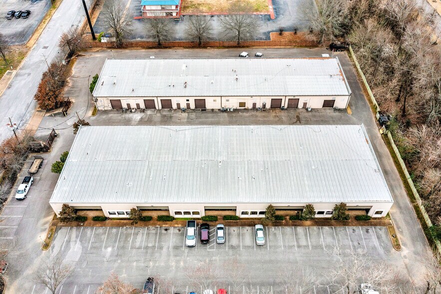 6047 Executive Center Dr, Memphis, TN à louer - Photo du bâtiment - Image 2 de 3