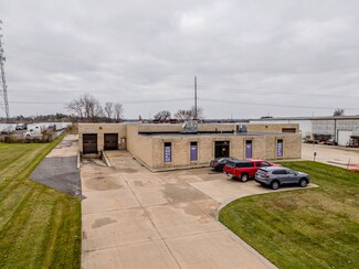 Plus de détails pour 9721 York Alpha Dr, North Royalton, OH - Industriel à vendre
