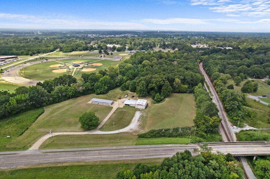 504 S Harper Rd, Corinth, MS for sale - Building Photo - Image 2 of 45