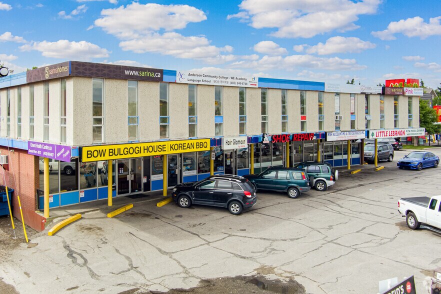 3515 17th Ave SW, Calgary, AB à vendre - Photo principale - Image 1 de 1