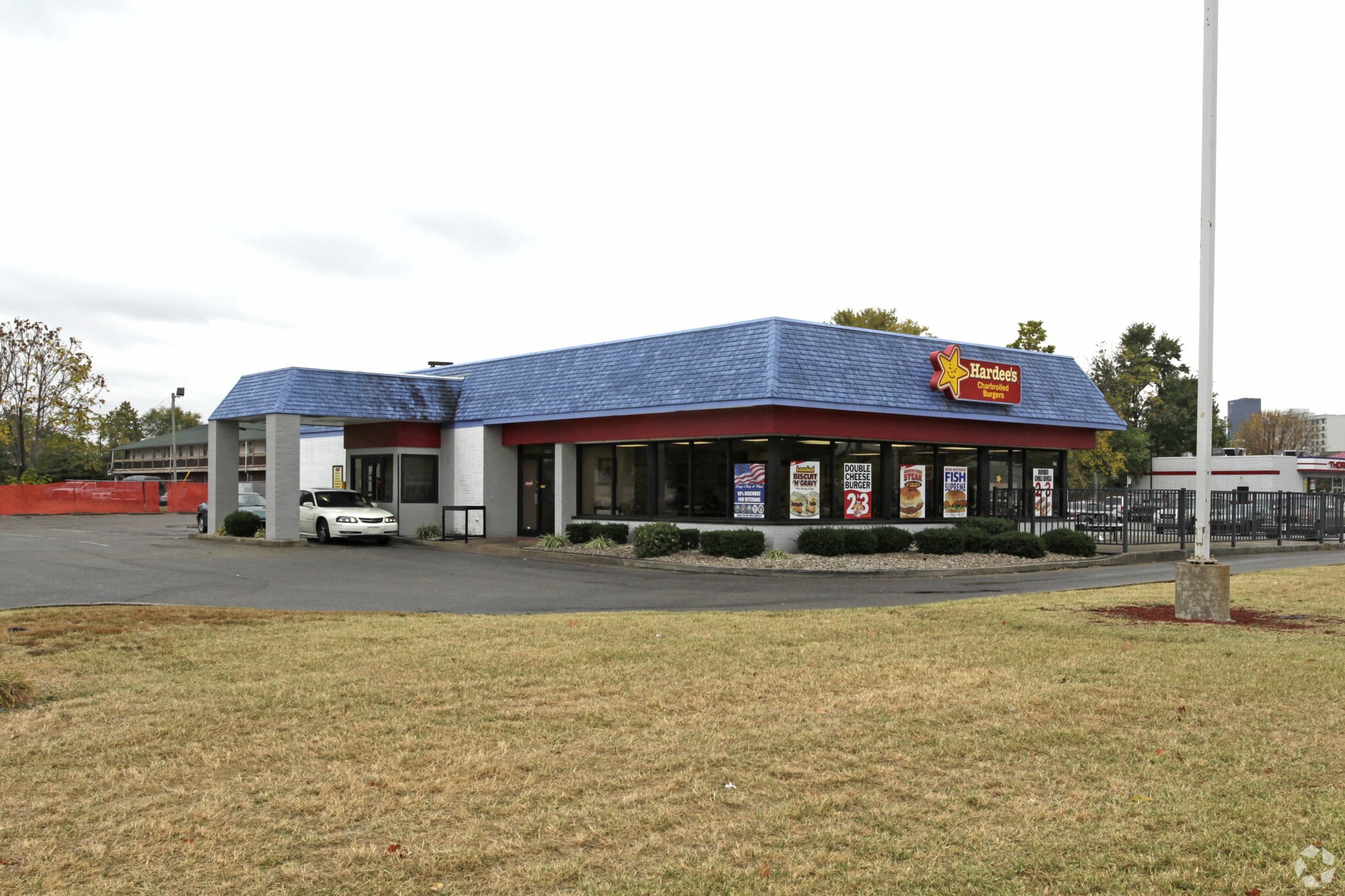 301 W Court Ave, Jeffersonville, IN for lease Primary Photo- Image 1 of 3