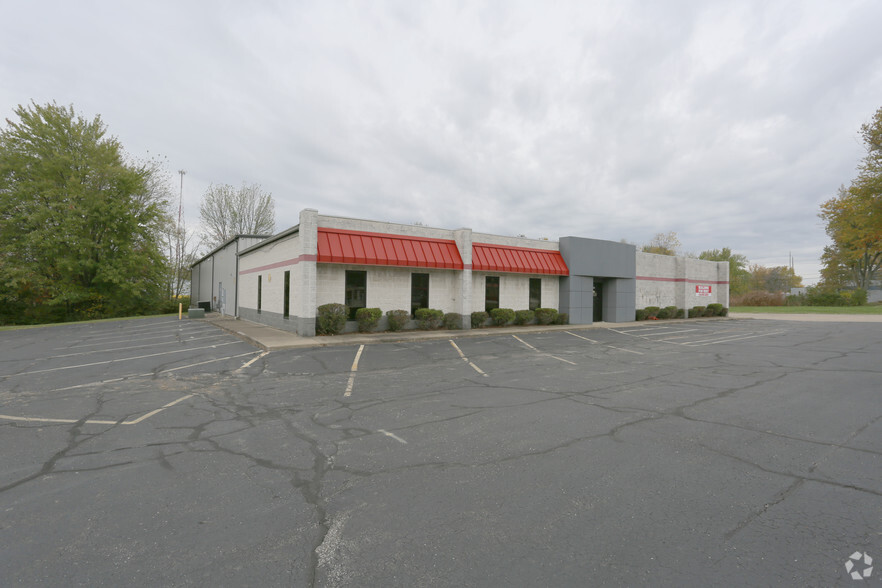 39097 Center Ridge Rd, North Ridgeville, OH for sale - Primary Photo - Image 1 of 1