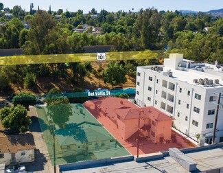 More details for 22763 Del Valle St, Woodland Hills, CA - Multifamily for Sale