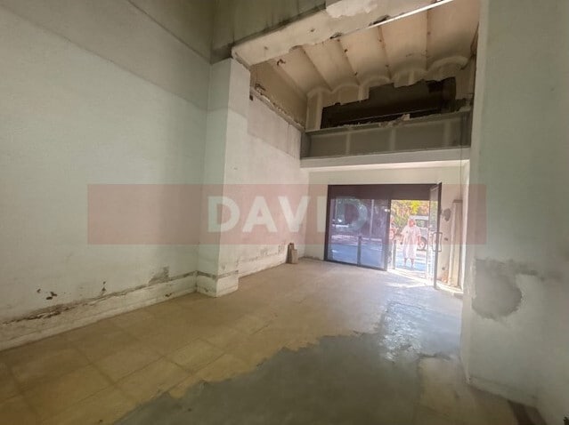 Retail in Barcelona, Barcelona for lease - Interior Photo - Image 3 of 3