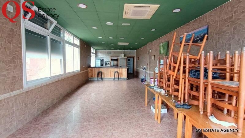 Immeuble residentiel dans Lloret de Mar, Gerona à vendre - Photo du bâtiment - Image 2 de 5