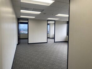6500 Greenville Ave, Dallas, TX for lease Interior Photo- Image 2 of 11