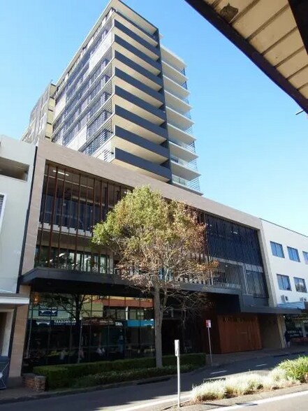 159 Mann St, Gosford à vendre - Photo du bâtiment - Image 2 de 2