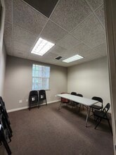 1110 Civic Center Blvd, Yuba City, CA for lease Interior Photo- Image 2 of 8