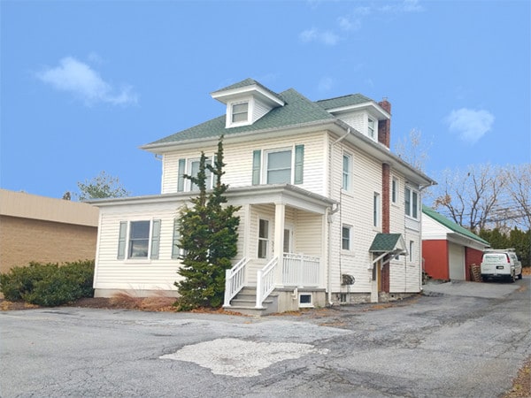 1223 E Chocolate Ave, Hershey, PA for sale - Other - Image 1 of 8