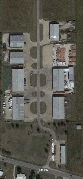 4580 J D Mouser Pky, Alvarado, TX à louer - Photo du bâtiment - Image 2 de 22