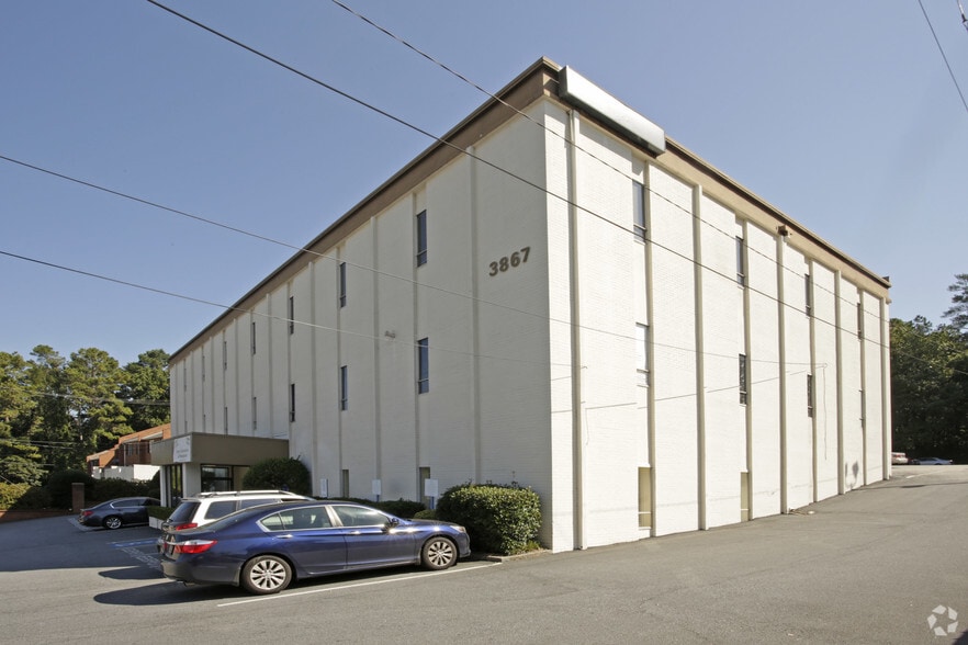 3867 Roswell Rd NE, Atlanta, GA for lease - Primary Photo - Image 1 of 15