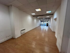 54 Avenue Du Prado, Marseille for lease Interior Photo- Image 2 of 5